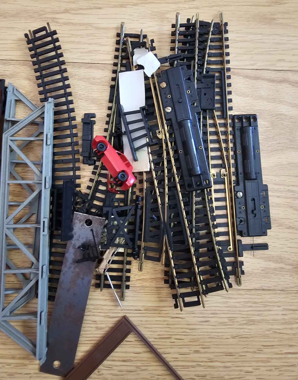Vintage Tyco Santa Fe 72 Giant 72 Piece Train Set HO Scale Parts Repair Lot