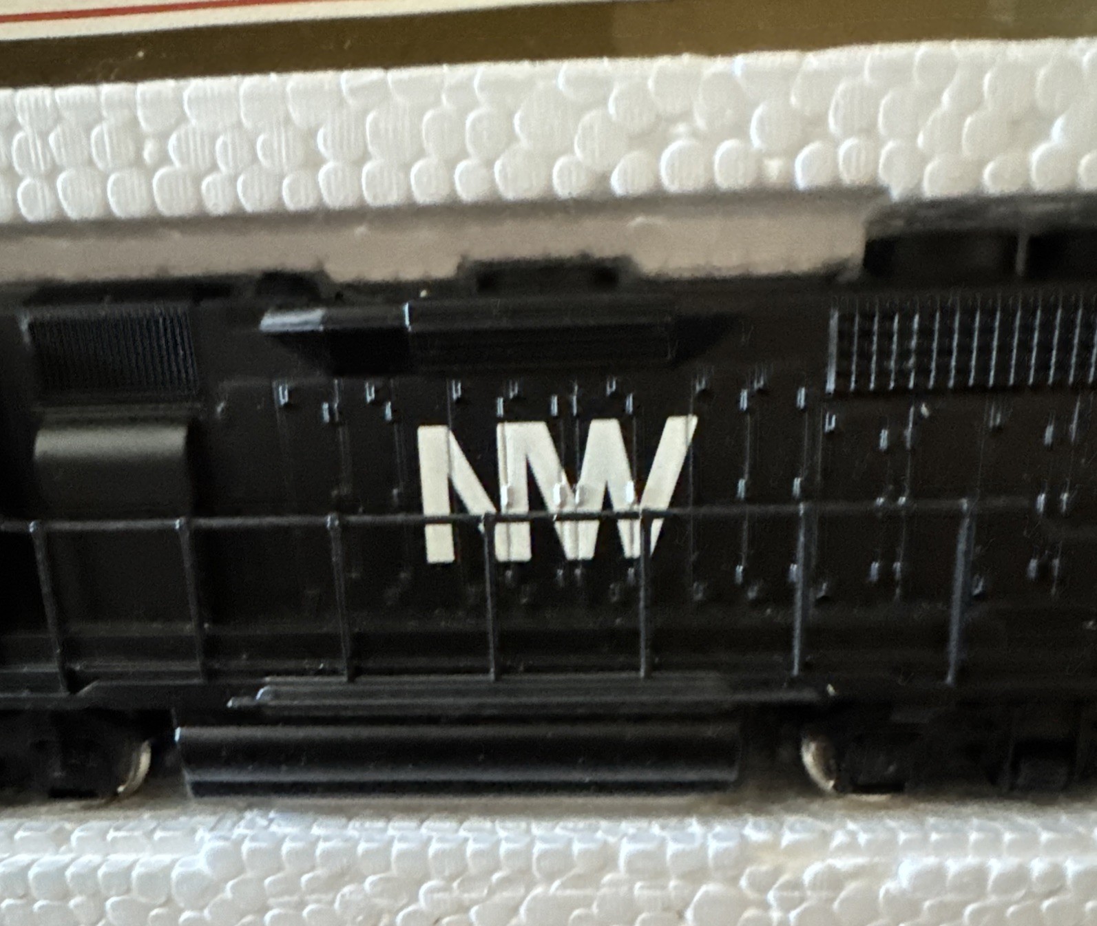 Bachmann GP40 Dummy Norfolk And Western Ho Scale
