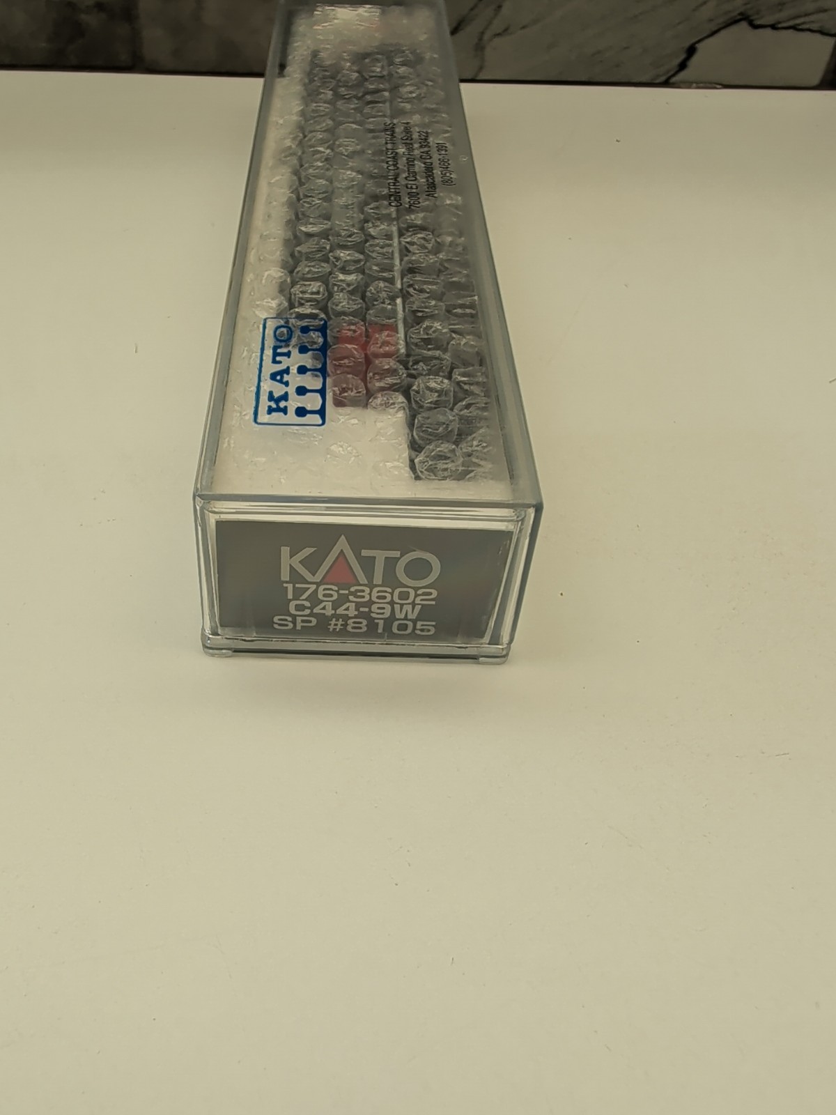 Kato N-Gauge 176-3611 C44-9W SP Southern Pacific Dash 9 Diesel Locomotive