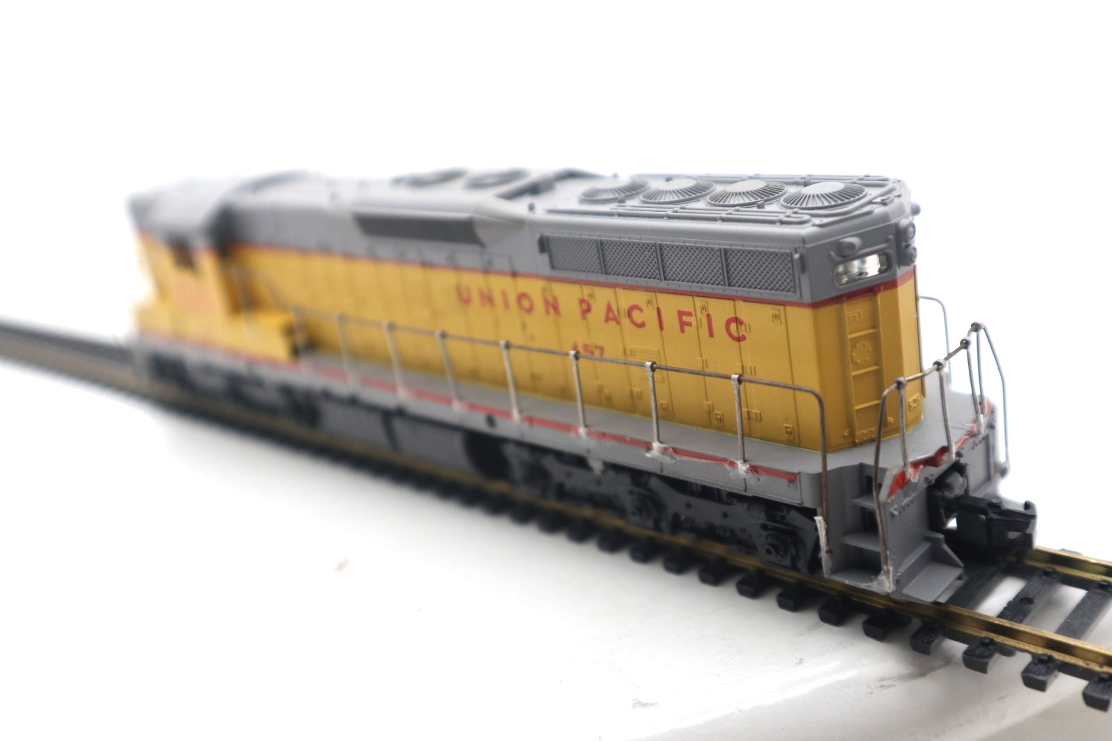 Vintage Athearn, HO, 3806, Union Pacific, SD-9, Diesel Engine, #457 C-7 EX/OB