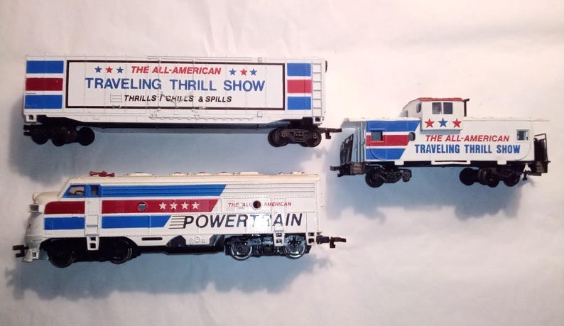 Vintage Bachmann HO Gauge All American Powertrain Locomotive Boxcar Caboose