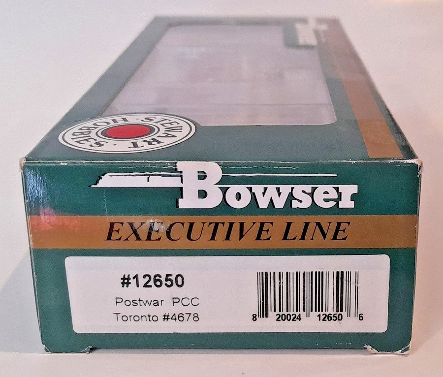 * 1/87 HO * Bowser * Postwar PCC Toronto Streetcar #4678 * BOXED * 12650 *