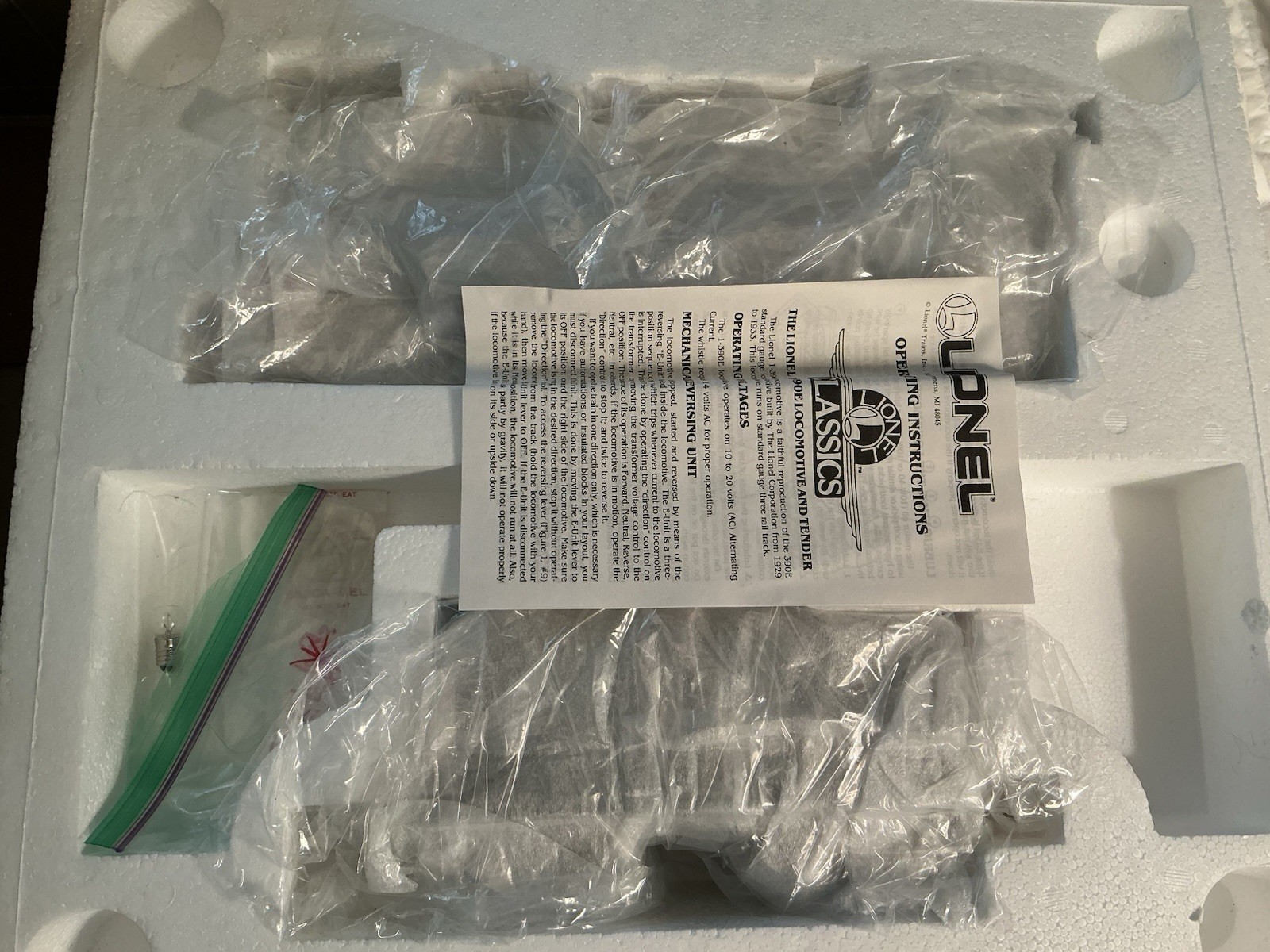 22″ Lionel Classics Standard Gauge 1-390-E Locomotive Whistle Tender & Orig Box