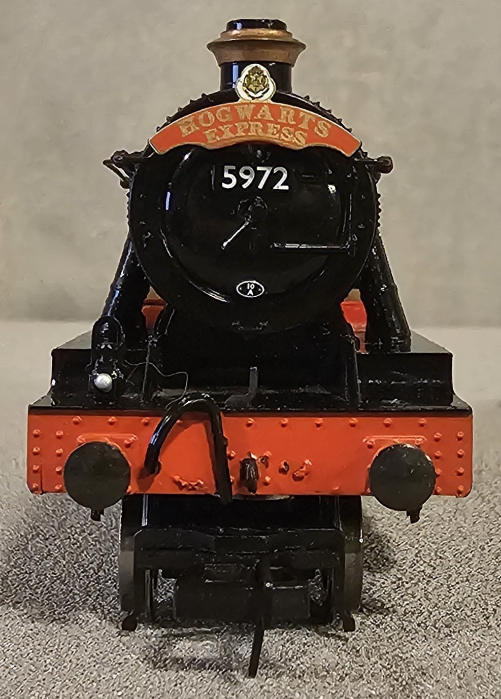 Bachmman HO Harry Potter Hogwarts Castle Express 4-6-0 Steam Locomotive & Tender