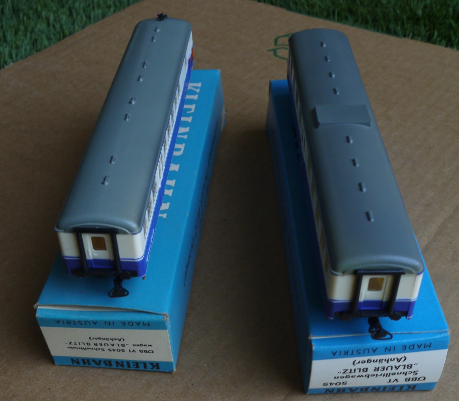 KLEINBAHN 4030.201 OBB Schnellbahn Electric Train w/ Passenger and end car Set