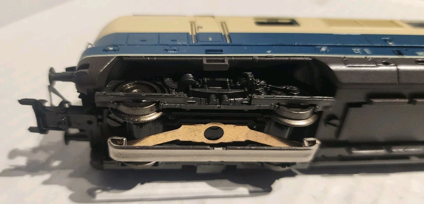 Märklin H0 Scale 3681 Diesel Engine BR221, DB -DIGITAL- AC