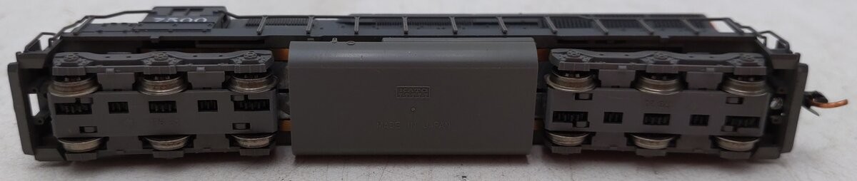 Kato 176-319 N Scale Southern Pacific SD45 Diesel Locomotive #7500/Box