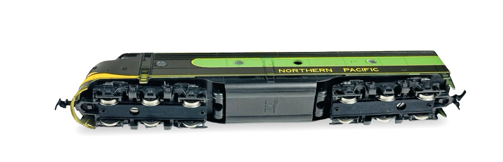Con-Cor HO 1/87 Northern Pacific (#5803/5805) E-8 Diesel Engine Set