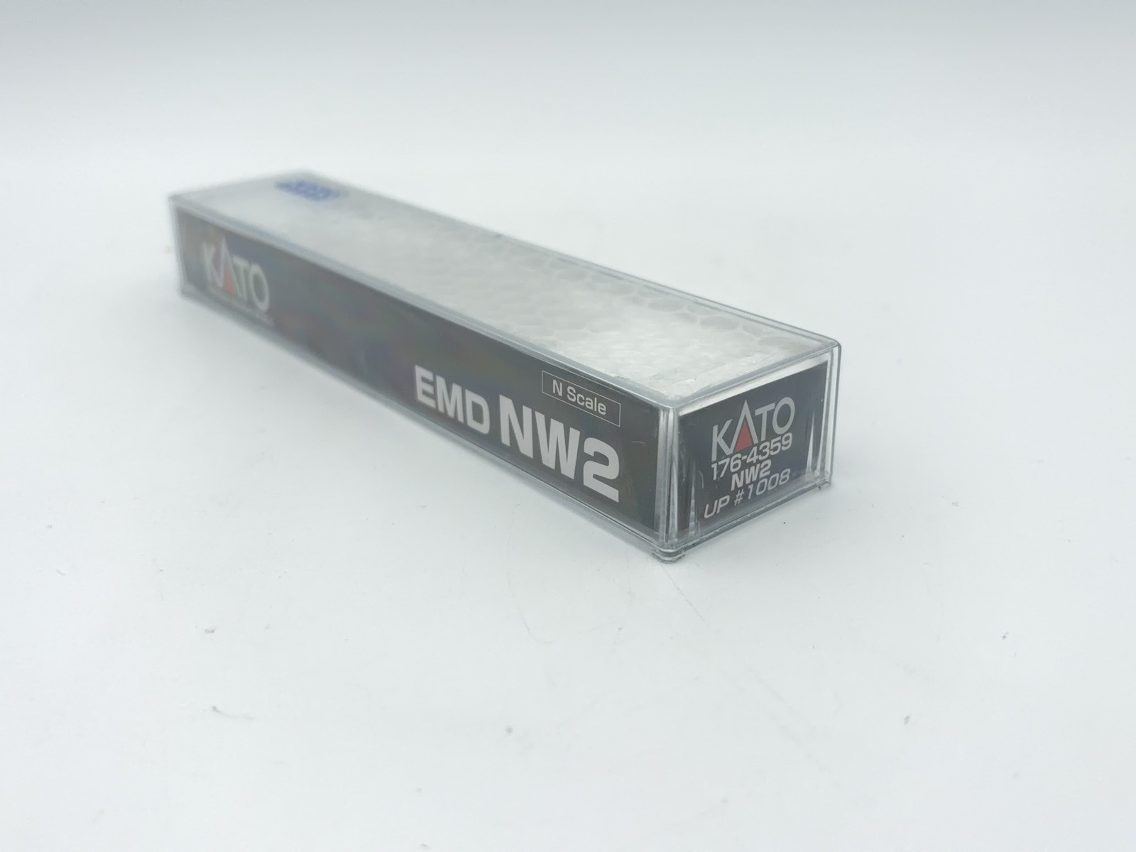 KATO – N – UP Union Pacific – EMD NW2 Switcher Diesel #1008 – Train 176-4359