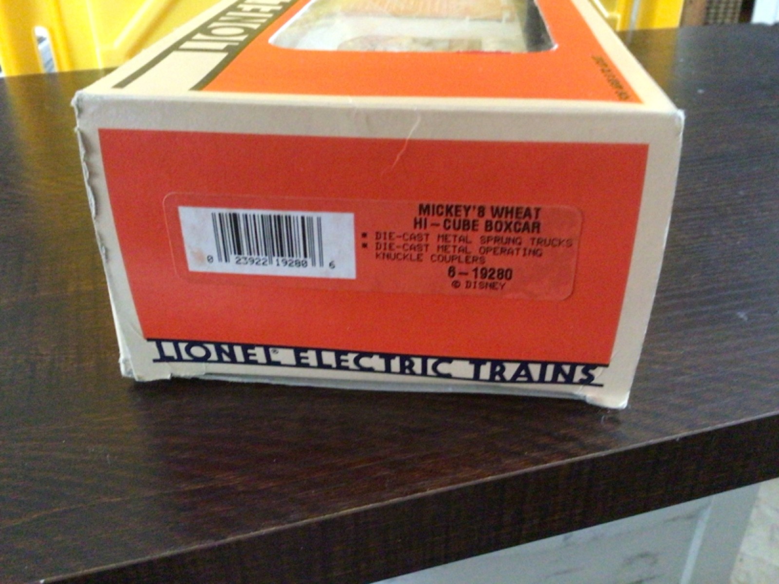 LIONEL DISNEY 1991-1996 MICKEY MOUSE EXPRESS 10 PIECE O/027-GAUGE TRAIN SET C-8
