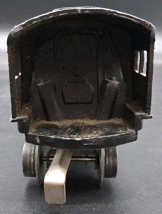 Lionel 1655 Vintage O Lines 2-4-2 Steam Locomotive with 6654W Tender NOT WORKING