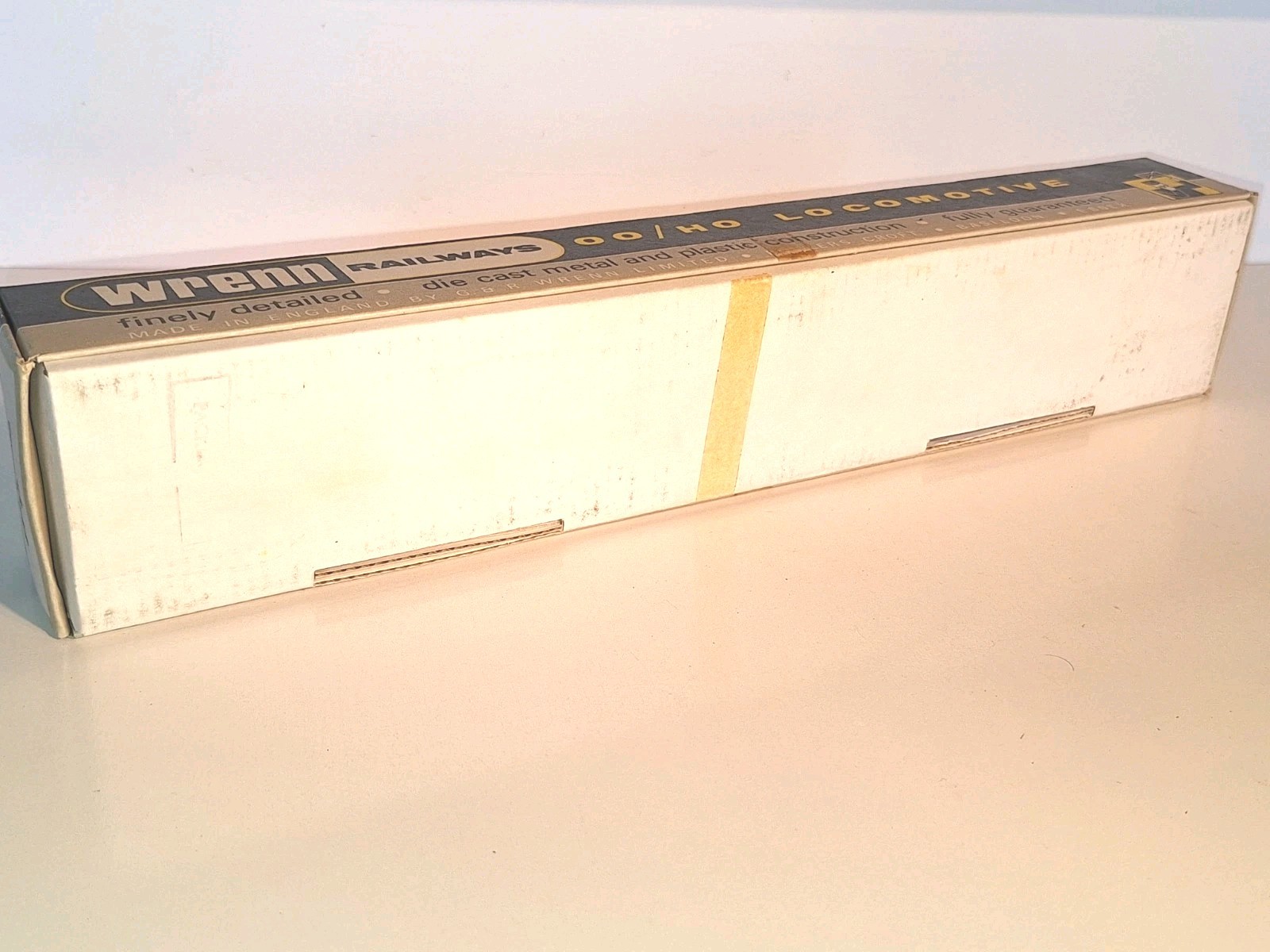 Wrenn W2211 BR 4-6-2 Mallard Loco #60022. New Old Stock. Mint Cond. Boxed. OO
