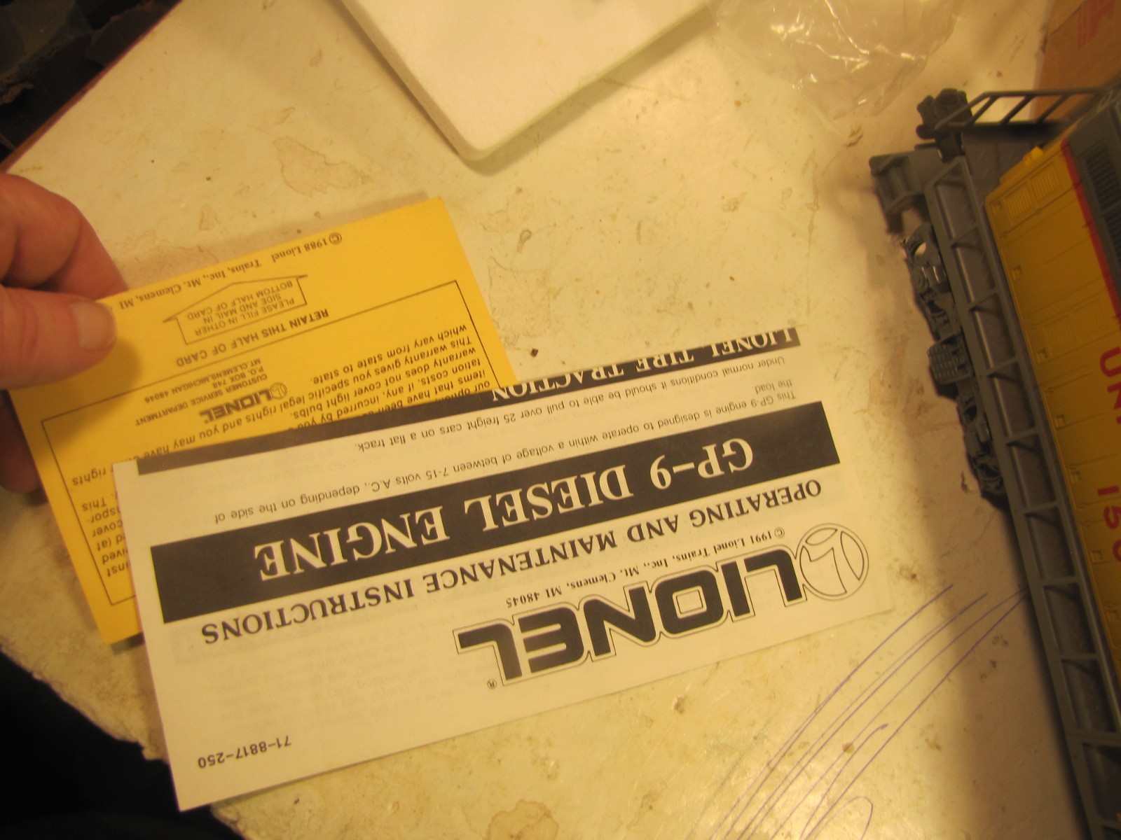 Lionel for Sears 6-18553 Union Pacific with Display Case in original box