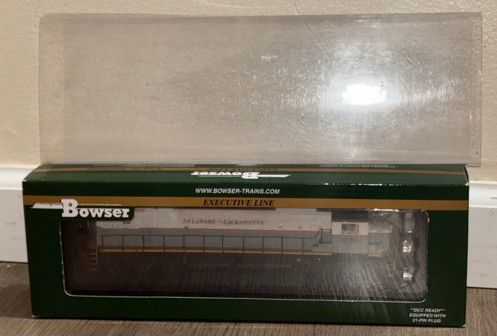 Delaware-Lackawanna #3643 MLW M636 HO Diesel Locomotive DCC Ready & Sound eq