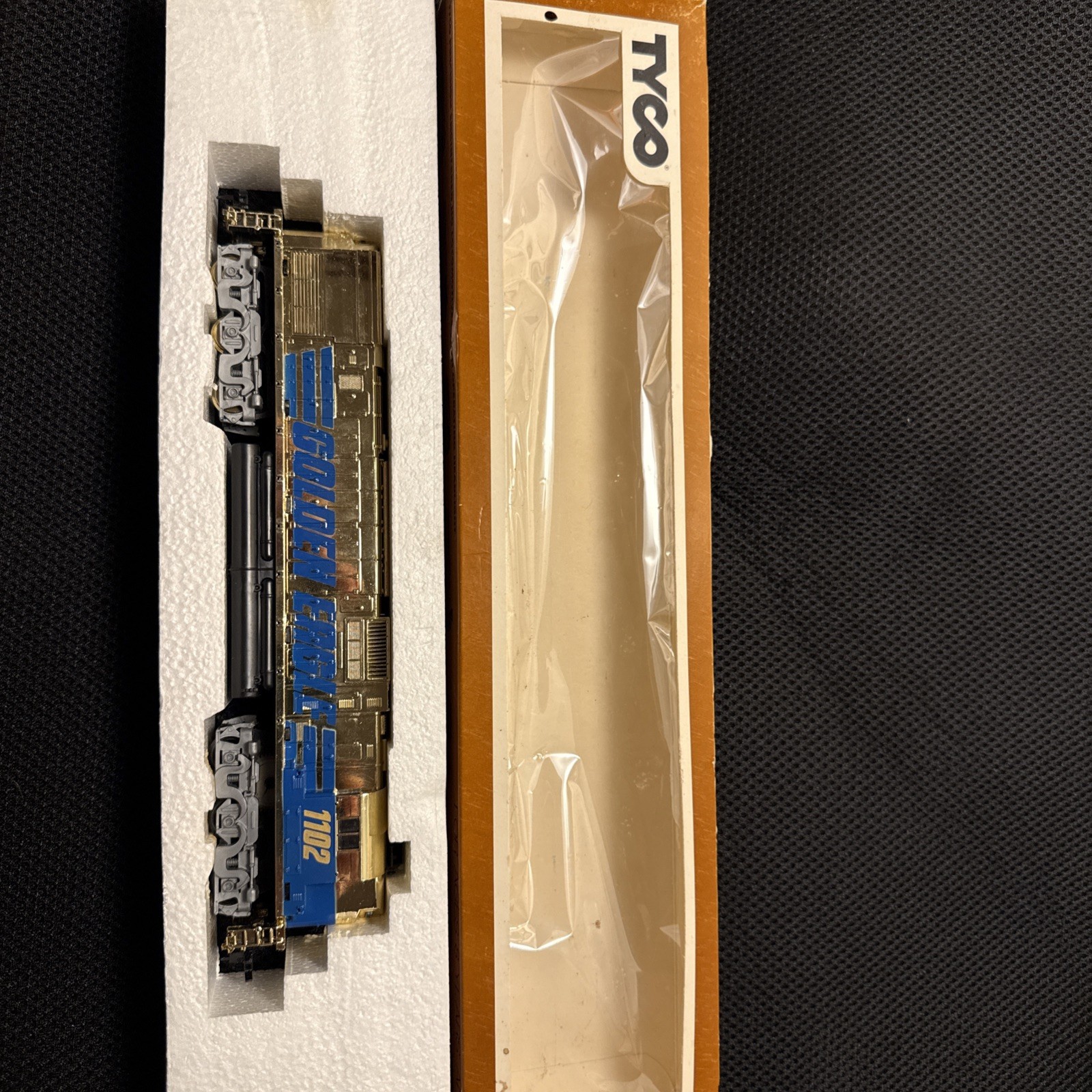 Vintage TYCO HO Alco Super 630 Golden Eagle 1102 Diesel Locomotive 1:87 Gauge