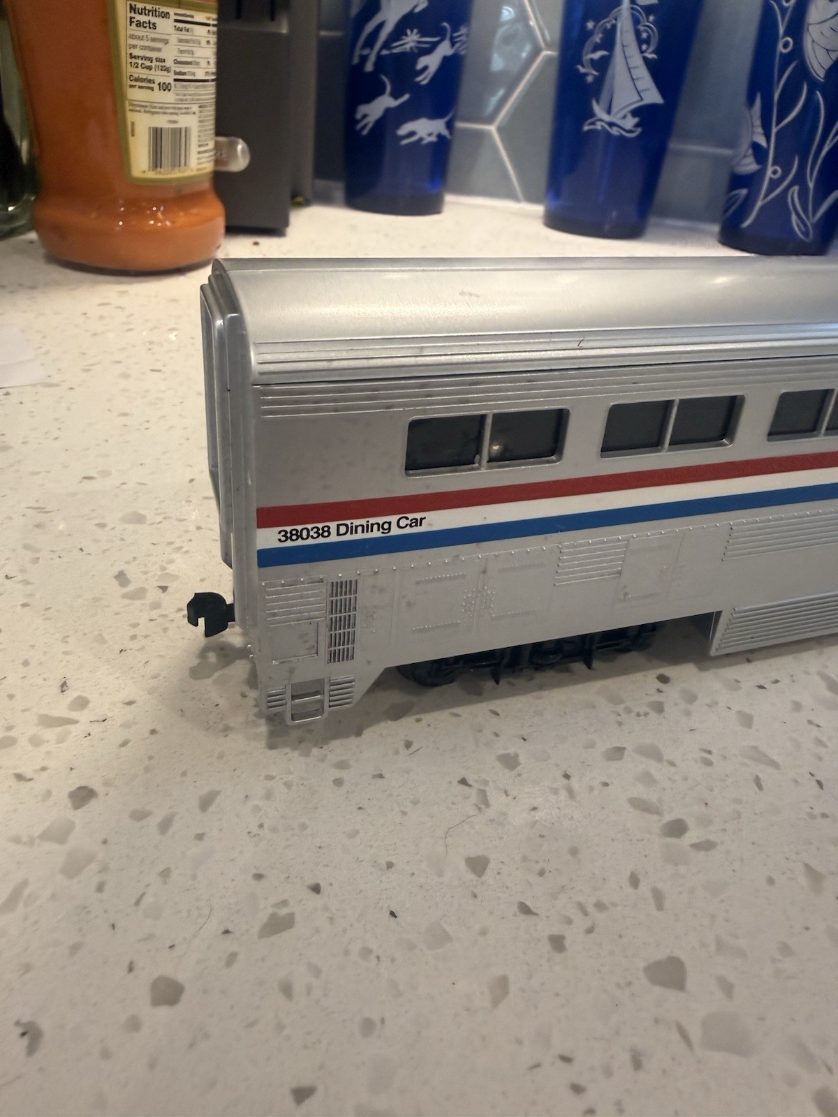 American Models Amtrak Superline FP-40 S Gauge Scale Train Set 6 Passenger Cars