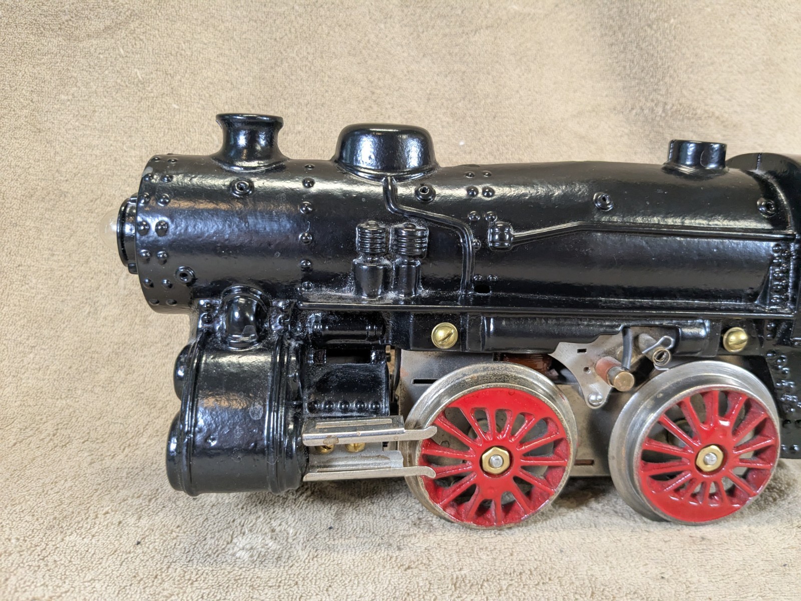 IVES Prewar Standard Gauge 1132 Locomotive Restored Vintage