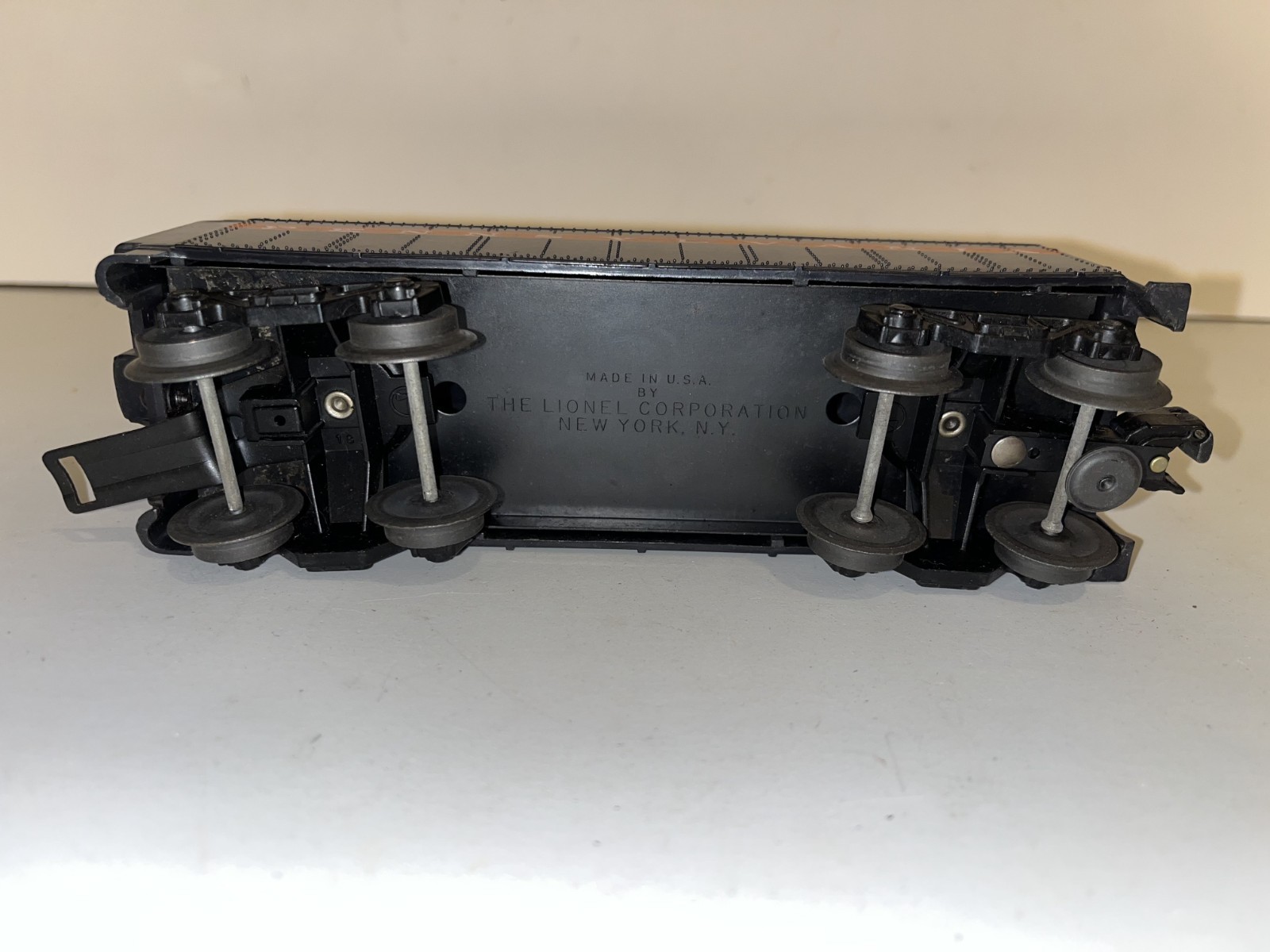 Lionel Postwar 250T Tender ONLY. For 249 (1958), 250 (1957) – Good Steps
