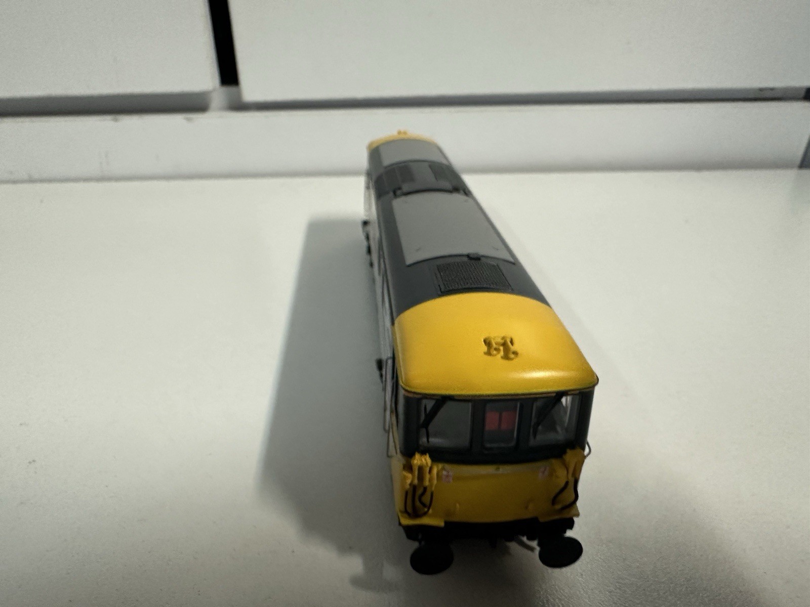 DAPOL 4D 006 020 CLASS 73 136 BR INTERCITY DIESEL LOCOMOTIVE DCC FITTED BOXED
