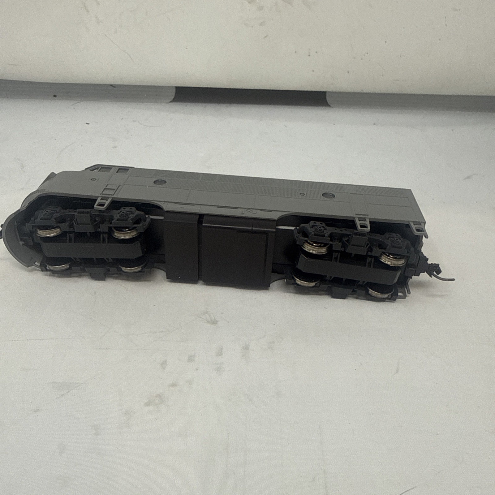 Stewart Hobbies HOScale F3A PHASE II UNDECORATED Diesel Locomotive #8100 NIB