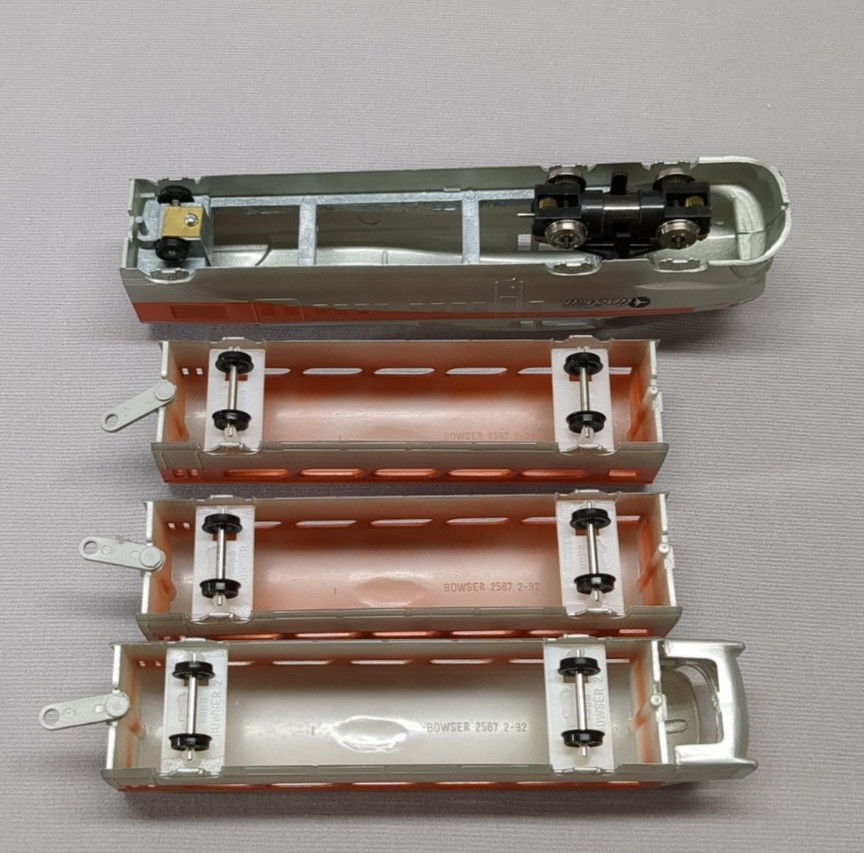 HO English’s Model RR Supply/Bowser #3-300 GREAT NORTHERN AEROTRAIN Powered