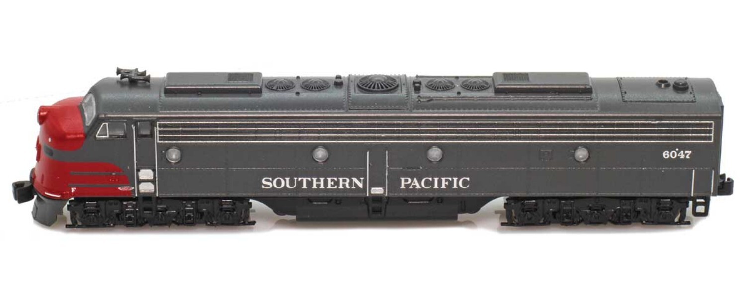 AZL 62616-2 Z Scale SP Southern Pacific E8A Diesel Locomotive #6051 *NEW TESTED