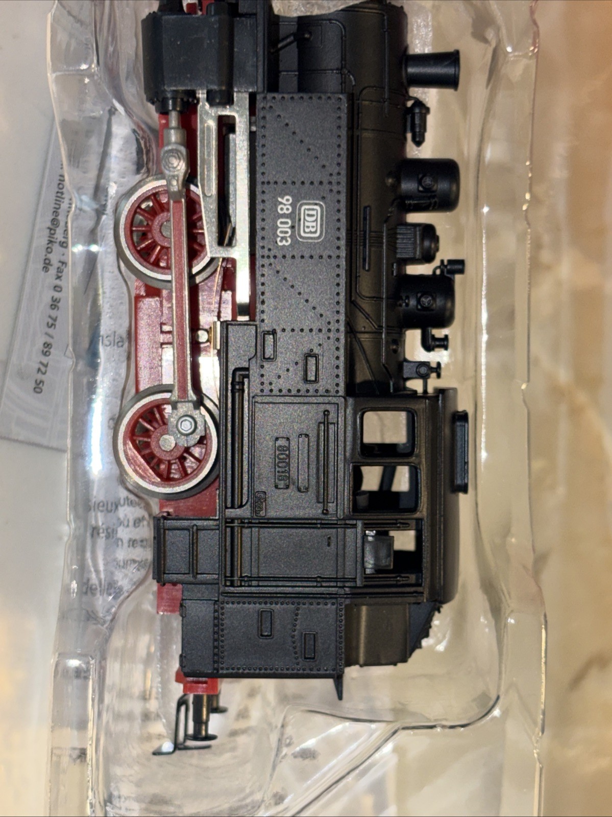 PIKO 50500 BR 98 003 Steam Locomotive DB Black Red Frame