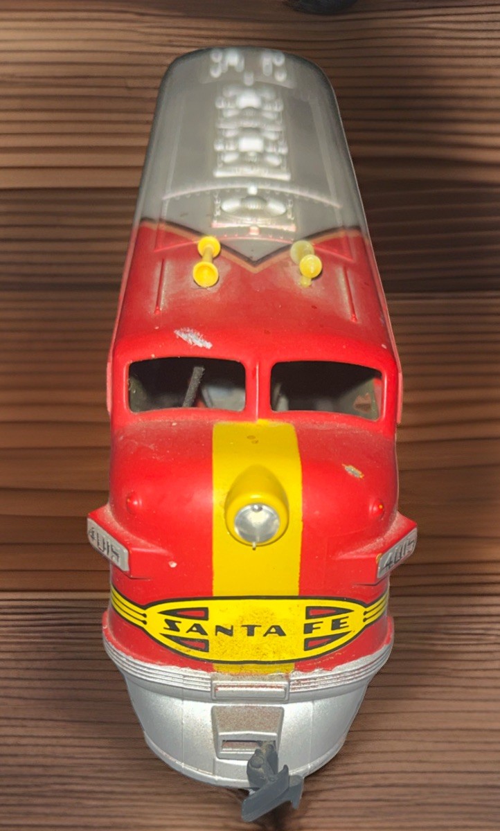 Vintage Tyco HO Scale Santa Fe #4015 Diesel Locomotive F9 Engine Red Warbonnet