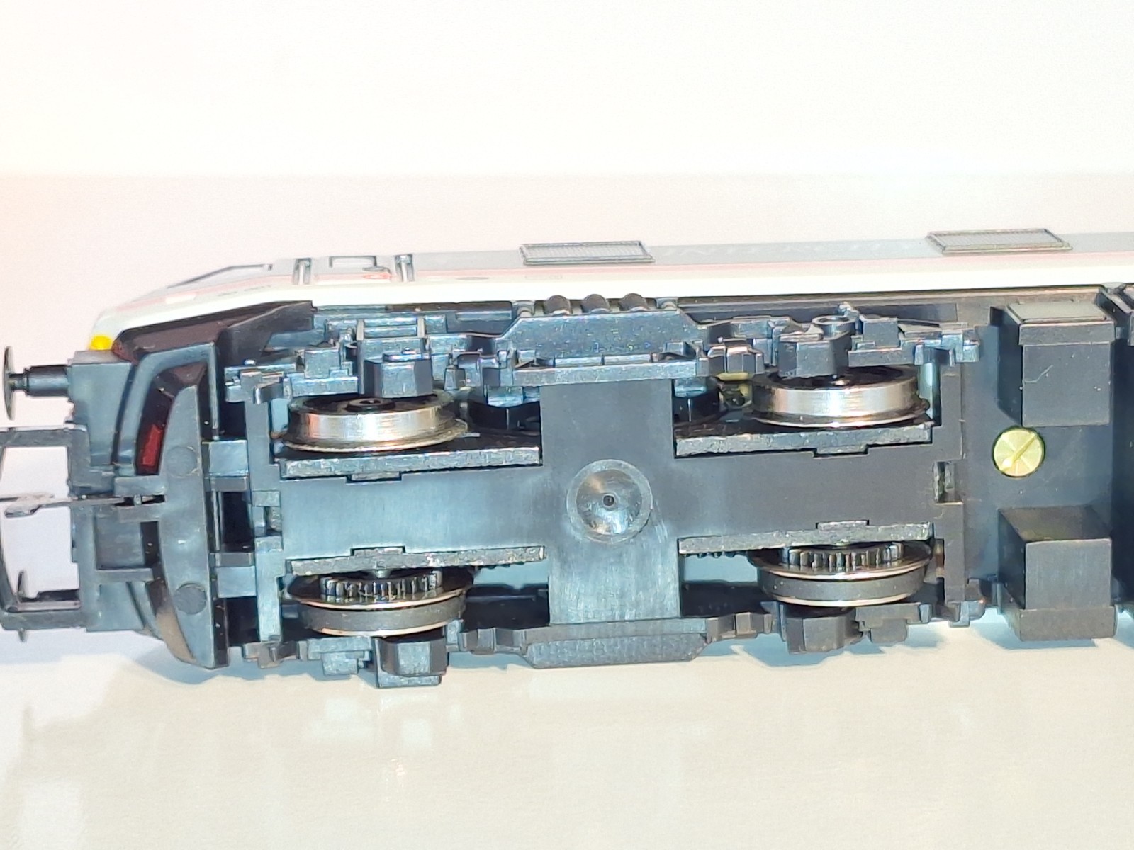 Hornby R242 BR Class 90 Intercity Loco. New Old Stock. Mint Cond. Boxed.OO Scale