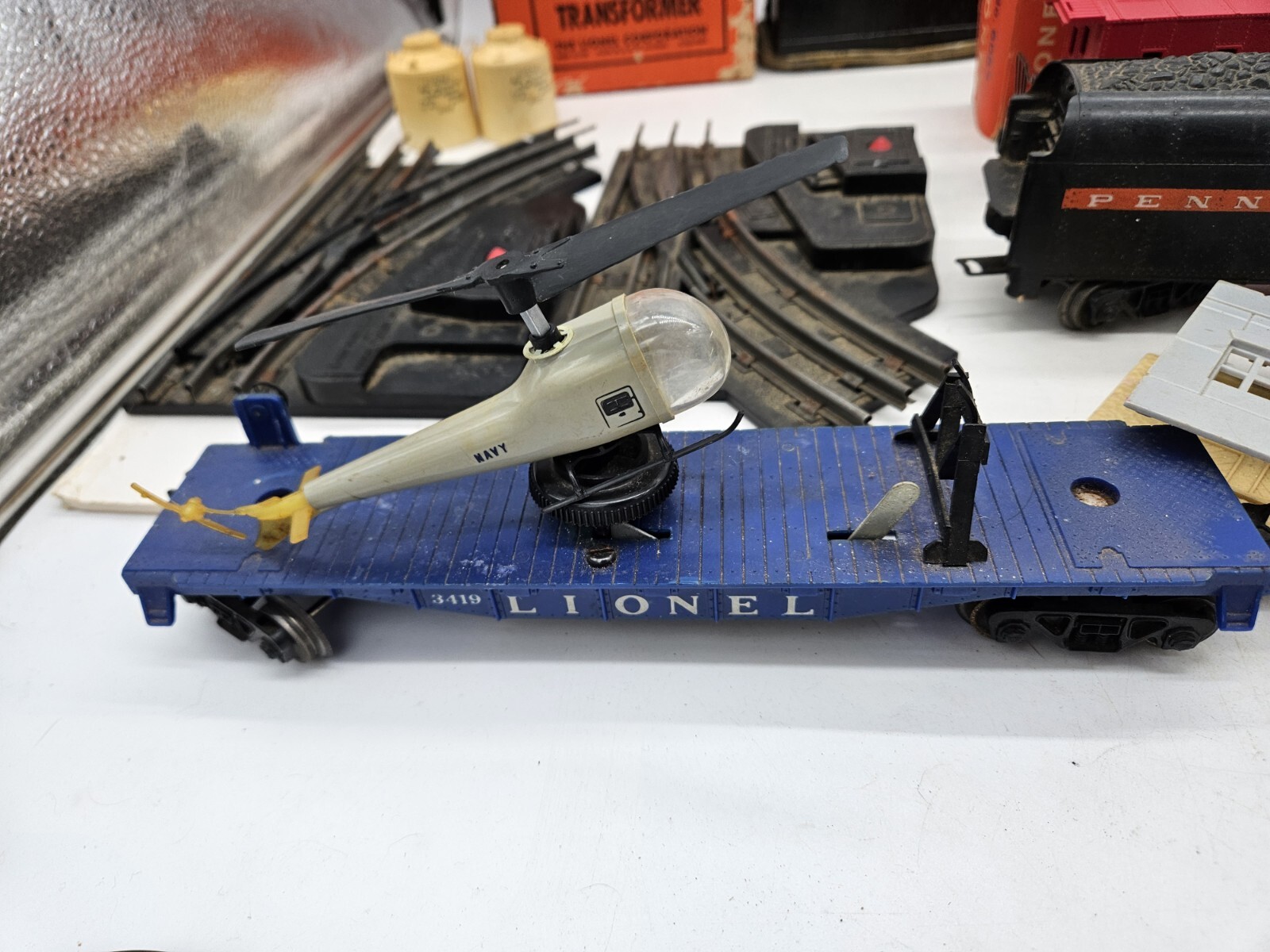 Lionel 247 Vintage O BO Blue Stripe Lot Transformer 1044 6047 Caboose Helicopter