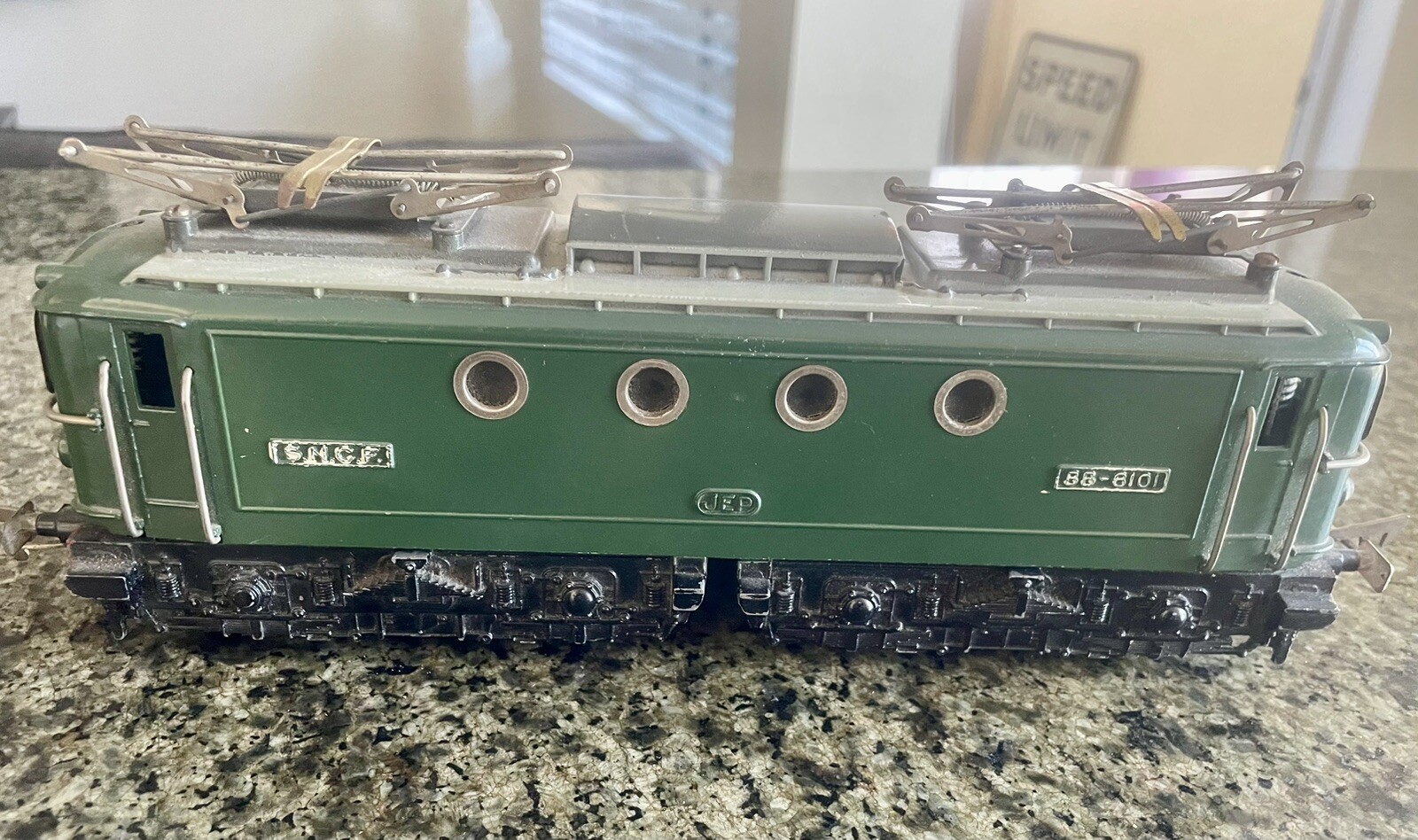 Vintage 1956 JEP BB 8101 green Locomotive. O Gauge. Made in France 🇫🇷