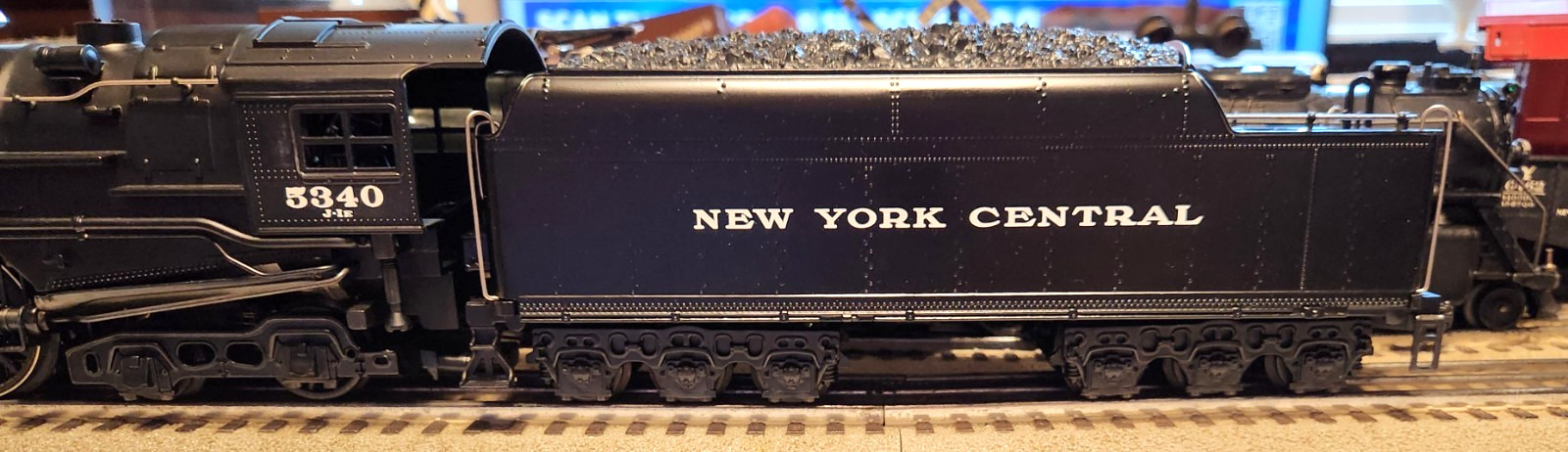 LIONEL 6 – 18005 NEW YORK CENTRAL HUDSON STEAM LOCO TENDER IN EXCELLENT COND.
