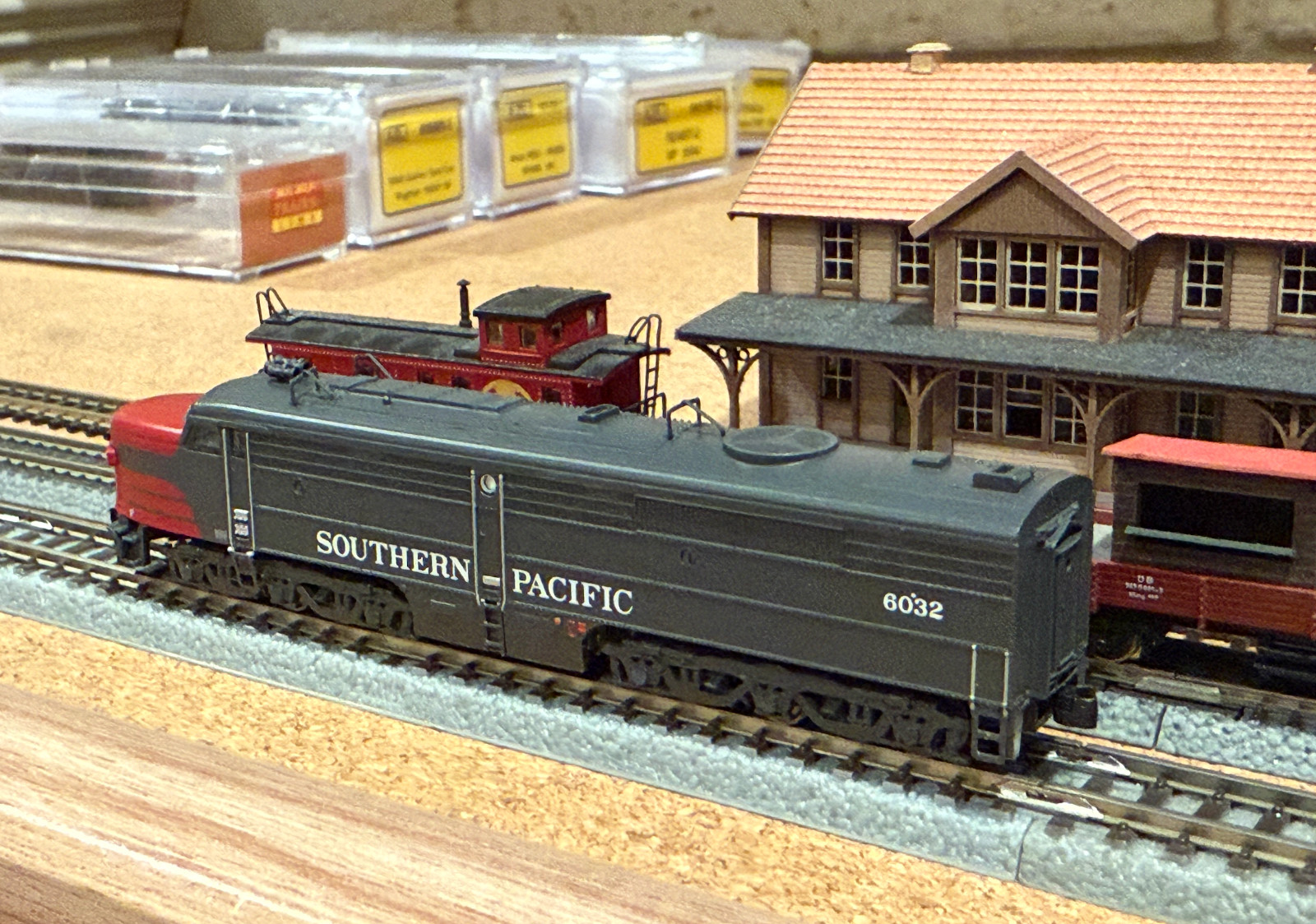 AZL 64418-2 Z Alco PA2 Southern Pacific Diesel Locomotive #6032 *NEW TESTED