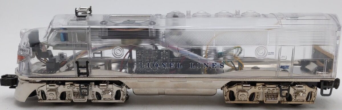 Lionel 6-38152 O Lionel Lines F3A Non-Powered Clear Cab Diesel Locomotive #1900