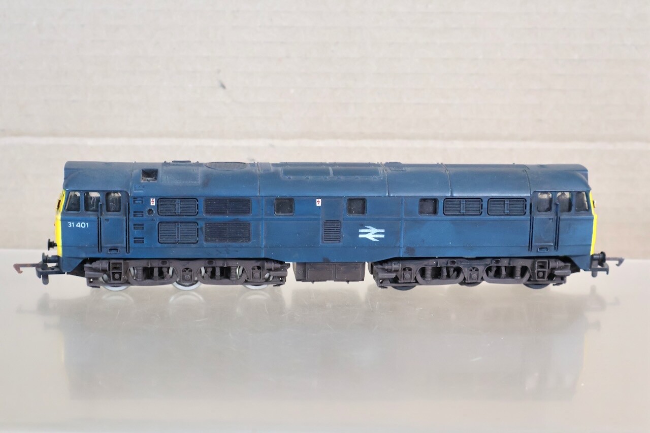 AIRFIX 54100 WEATHERED BR BLUE A1A-A1A CLASS 31/4 DIESEL LOCOMOTIVE 31401 oj