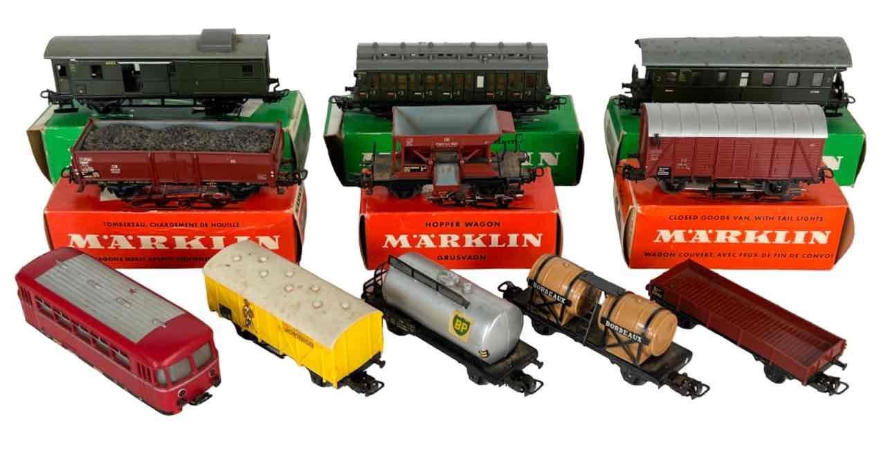 Vintage Lot of 11 MARKLIN West Germany Locomotive Coach Wagon Train Cars + Boxes