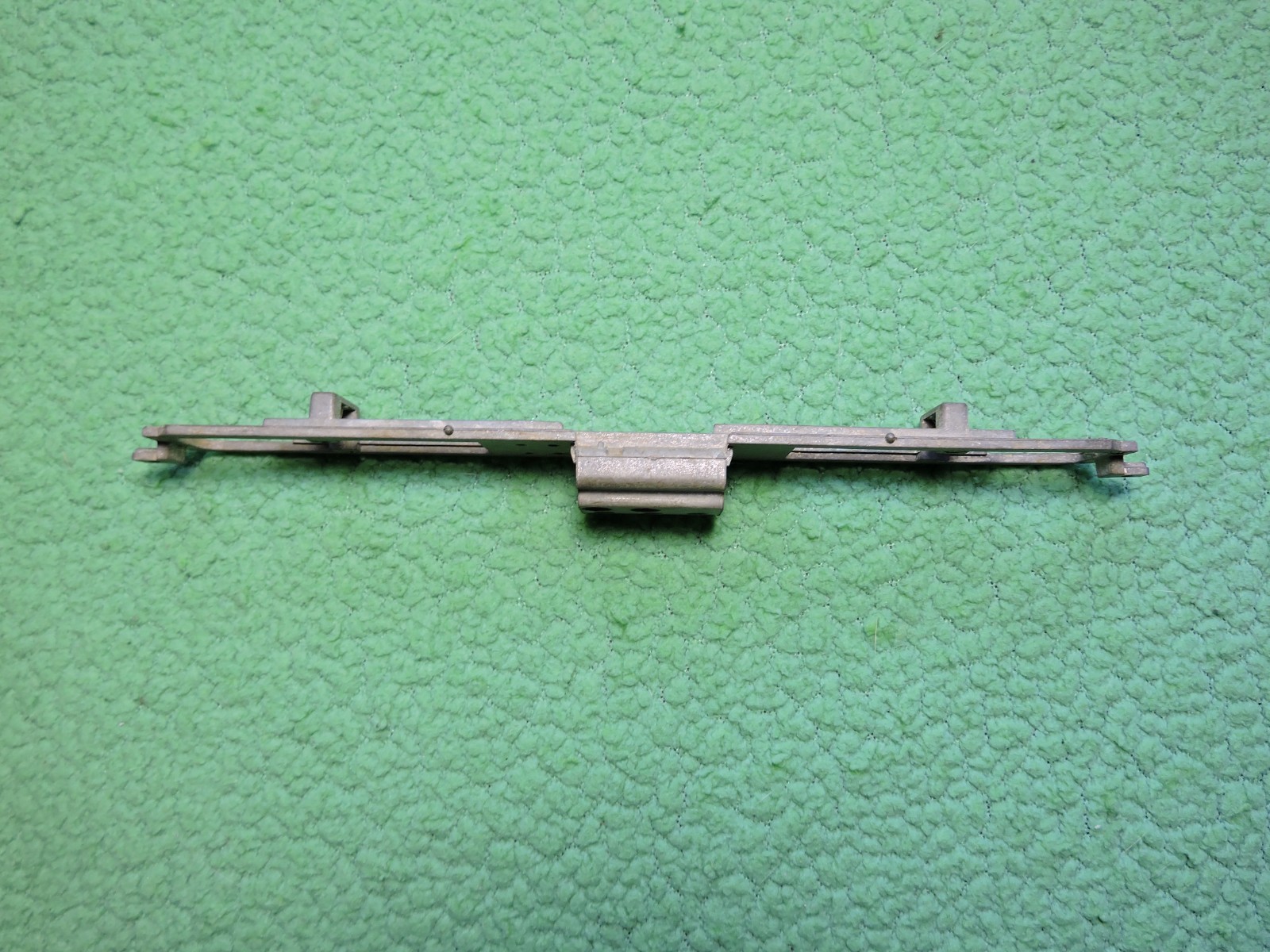 Vintage HO Athearn LONG DIESEL CHASSIS – FRAME ONLY Part