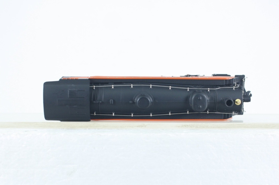 HO Scale Mehano Lehigh Valley Semi Streamlined $-6-2 Pacific Asa Packer #2022