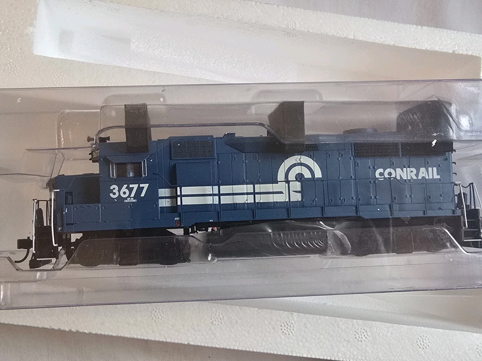 Walthers Proto HO Scale Conrail EMD SD35 PH II Locomotive DCC w/Sound #3677 NIB