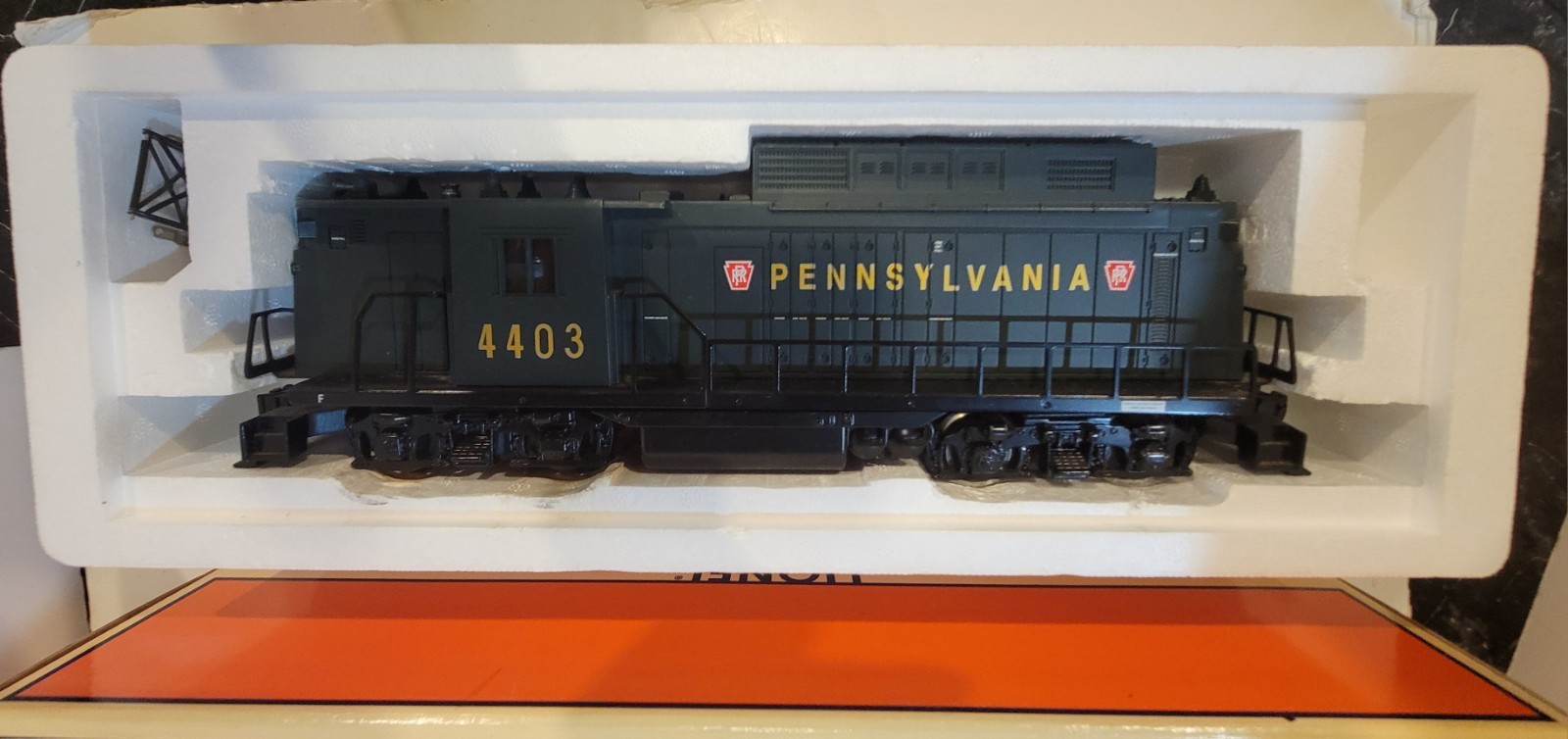 Lionel Electric Trains E-33 Rectifier Pennsylvania Locomotive 6-18353 O Gauge