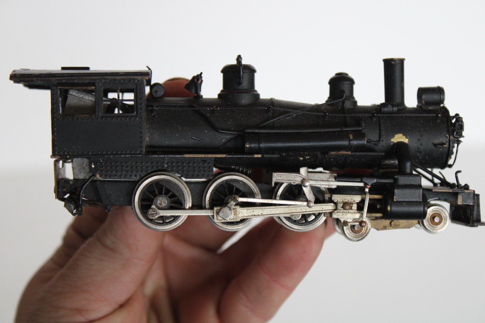 Vintage HO Painted Brass 4-6-0 Locomotive Engine & Tender, Japan