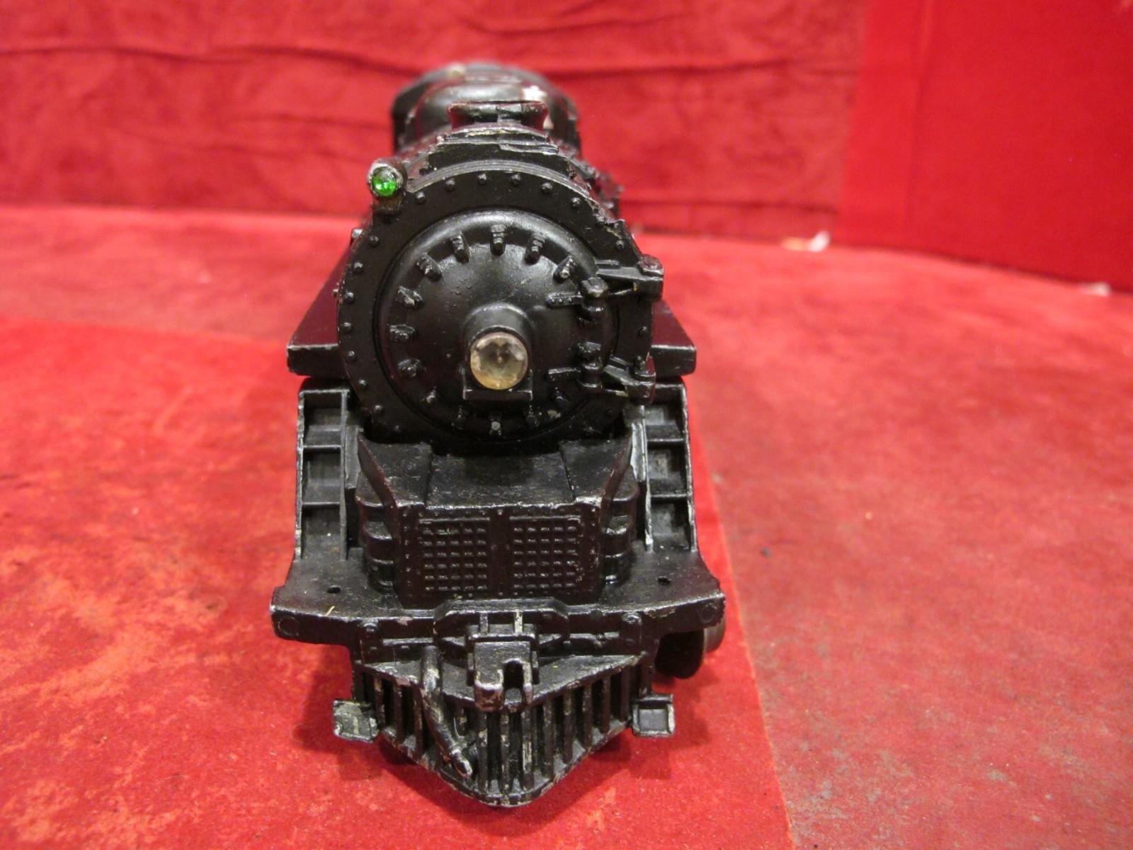 Lionel #2018 2-6-4 Steam Locomotive. Runs and LIGHTS and smokes