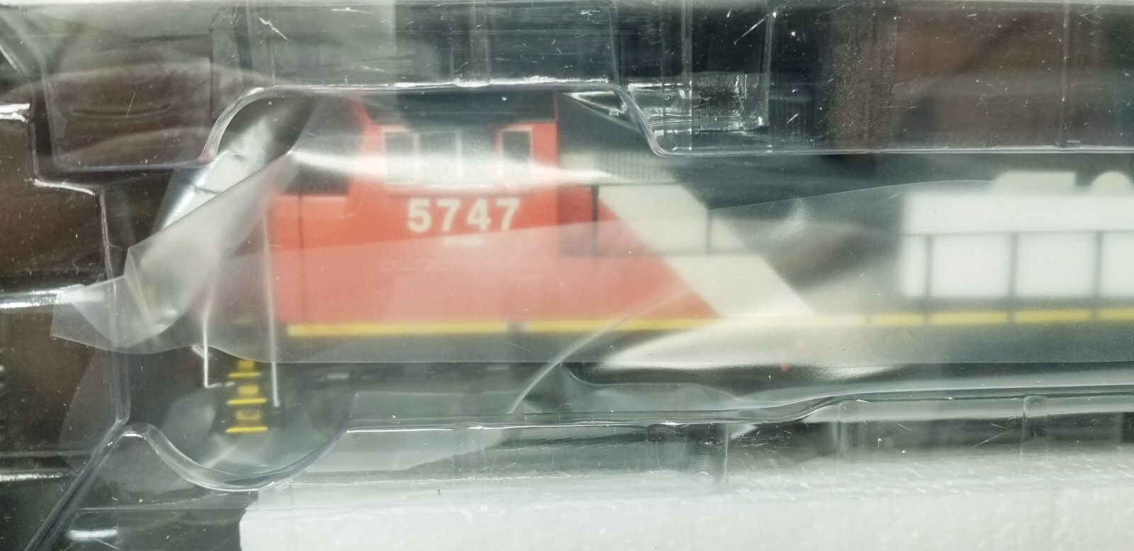 Canadian National RR SD75I #5747 Athearn Genesis G75824 Tsunami2 Sound DCC HO