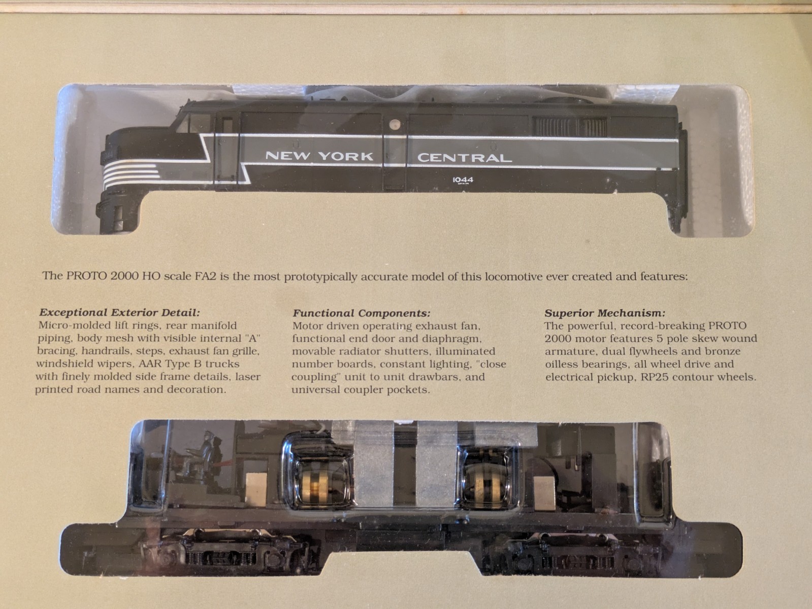 HO EMD FA2/FB2 Set (Pwd + Dmy) New York Central (Diff Paint Sch) NOS # 8362/11