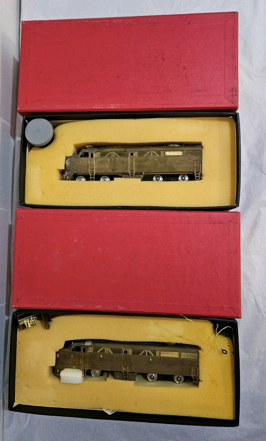 QTY (2) Key Imports HO Scale ALCO FA-2- For Parts