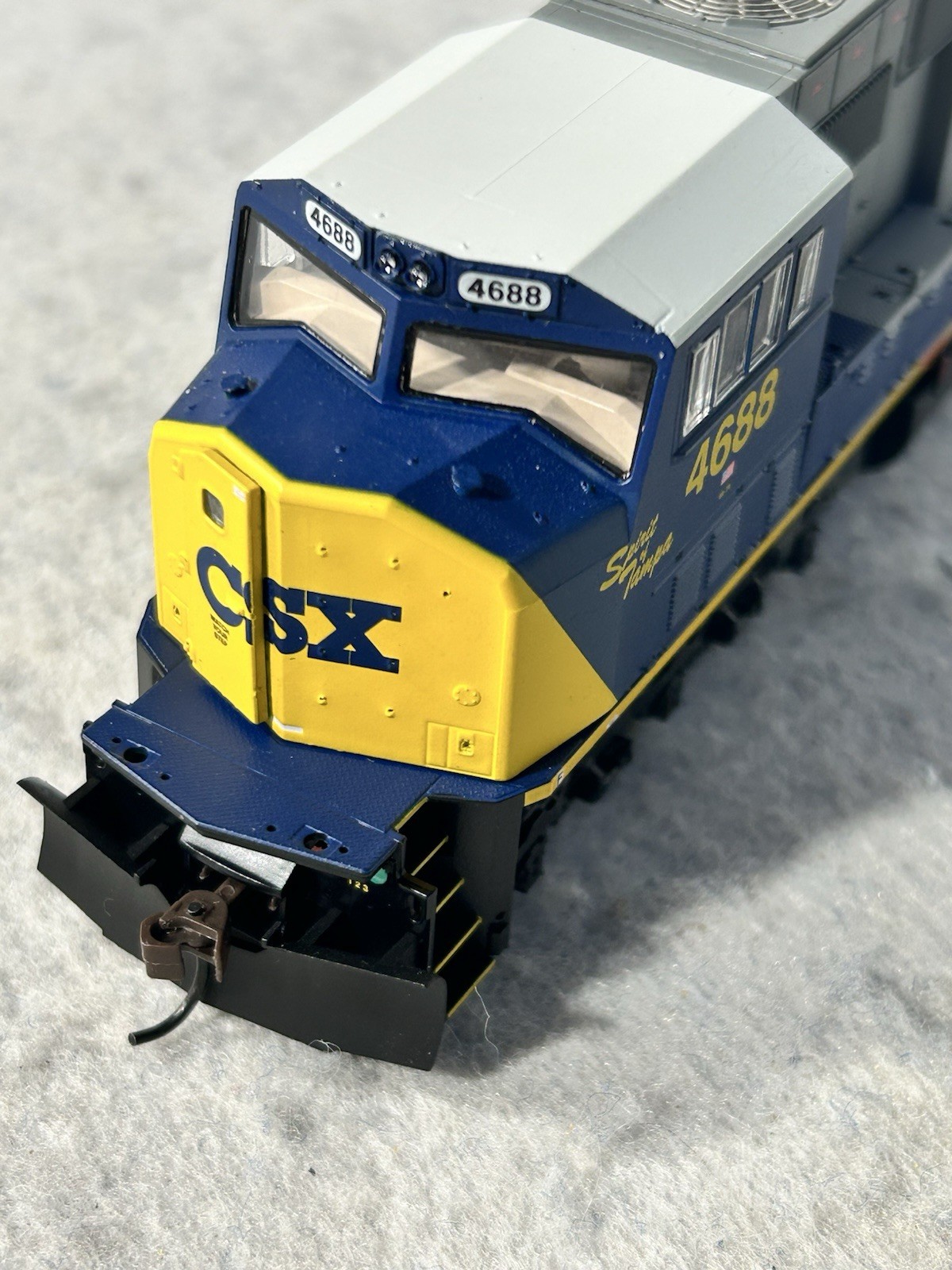 Nice Athearn Genesis CSX Spirit Of Tampa SD-70M DCC Ready HO