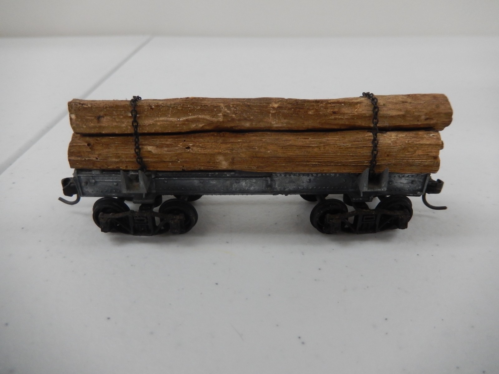 MDC Roadhouse Mythical Empires Climax 2787 Campbell Lumber + 4 Kadee Log Cars