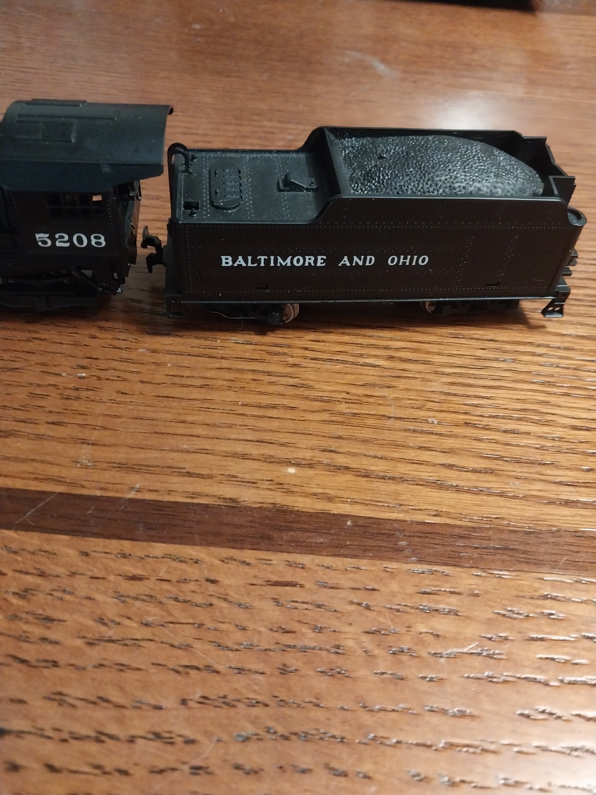 Life-Like HO Baltimore & Ohio B&O 0-8-0 Steam Locomotive w/ Tender #8500