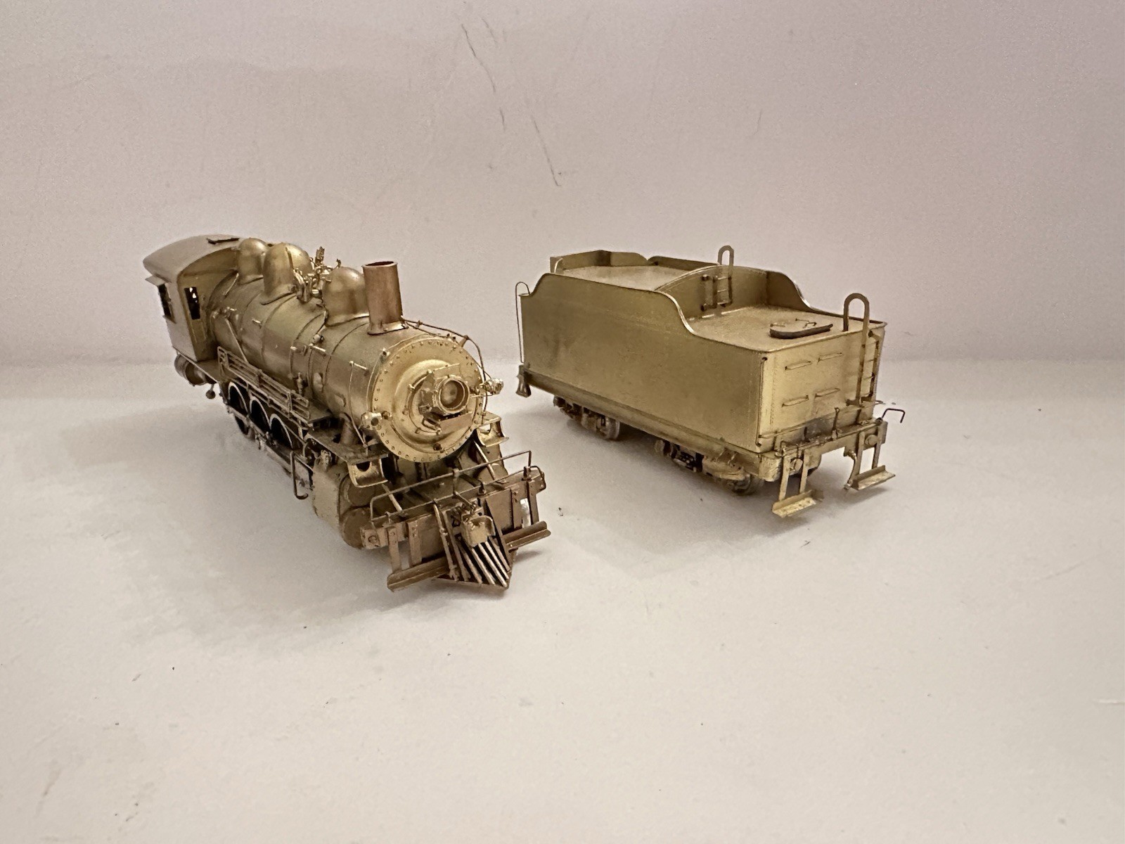 Pacific Fast Mail HO NORTHERN PACIFIC X 4-8-0 BRASS STEAM LOCOMOTIVE