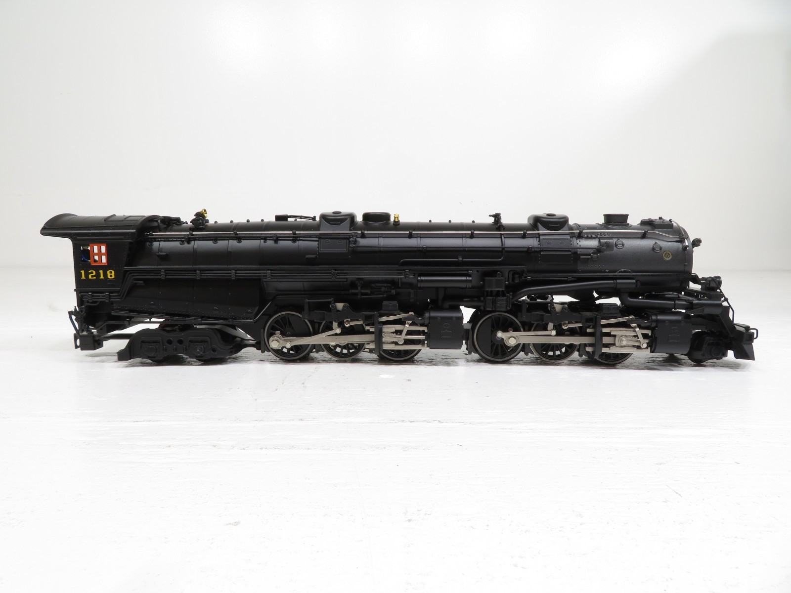Lionel 6-28052 N&W Class A 2-6-6-4 Steam Locomotive LN